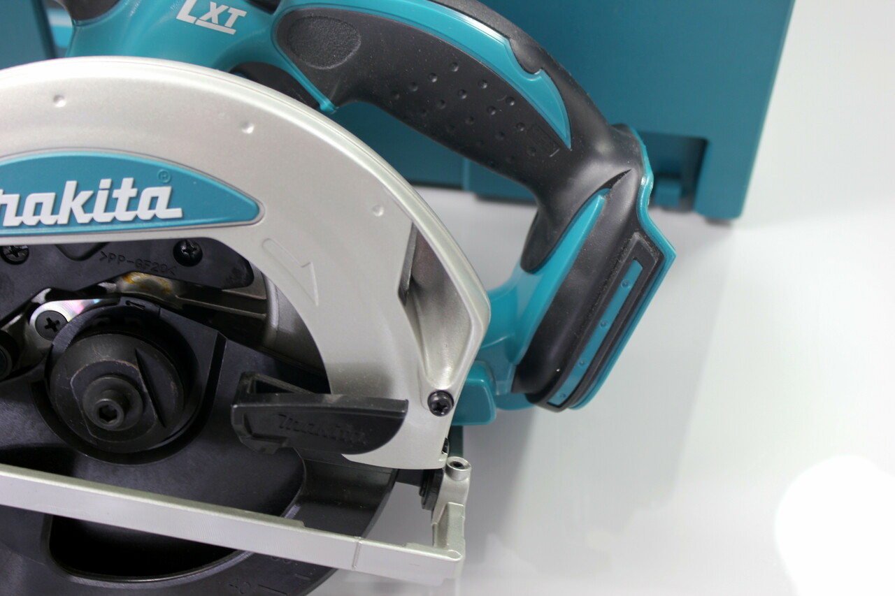 makita-dss610z-pila-tarczowa-walizka-srednica-otworu-pily-165