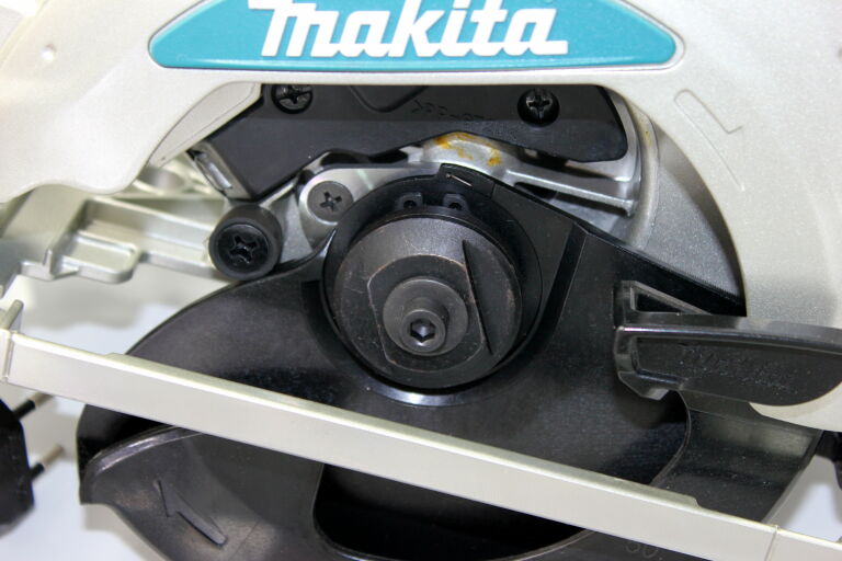 makita-dss610z-pila-tarczowa-walizka-kod-produktu-dss610z