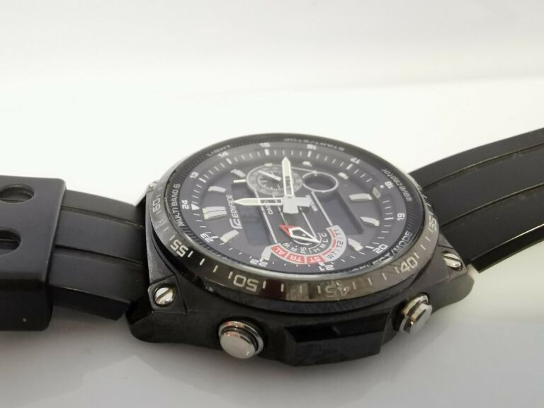 ZEGAREK CASIO EDIFICE MULTIBAND 6 ECW-M300E