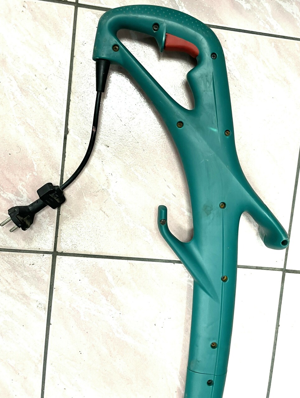 podkaszarka-bosch-art-23-easytrim-stan-uzywany