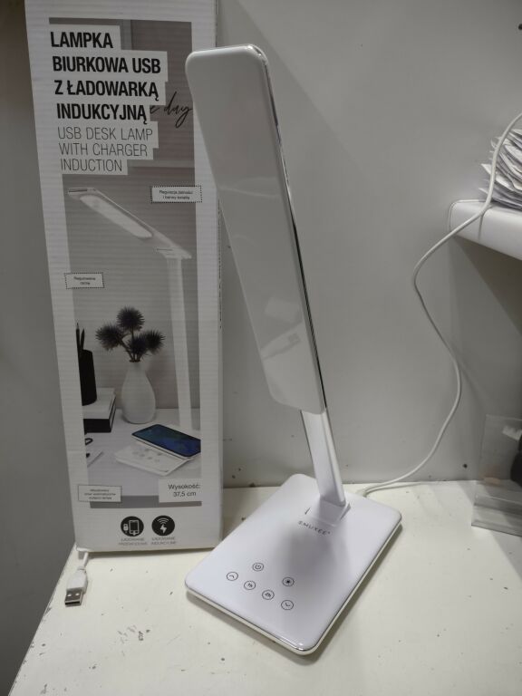 lampka-biurkowa-usb-z-ladowarka-indukcyjna-smukee-rodzaj-gwintu-zintegrowane-zrodlo-led