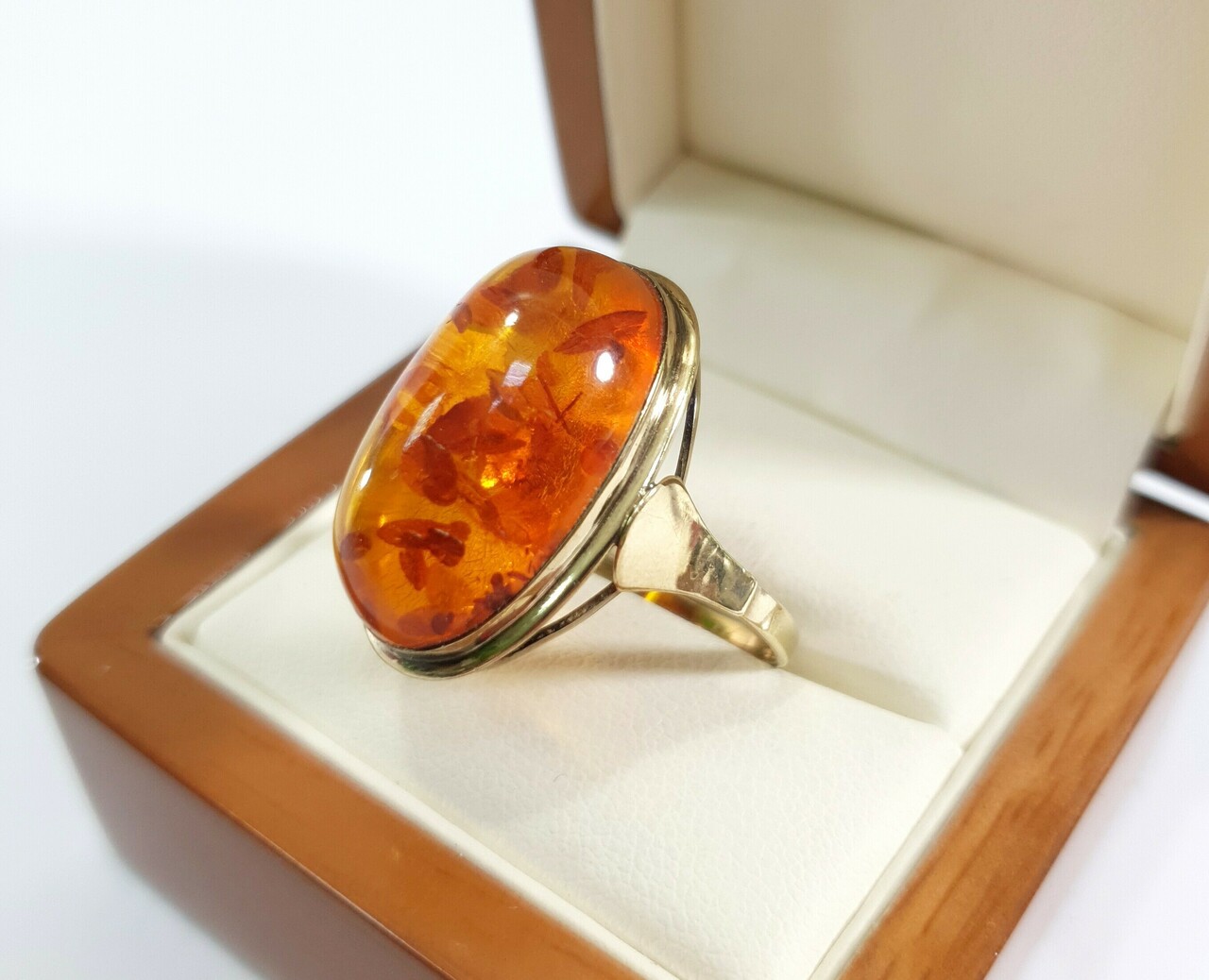 stylowy-zloty-pierscionek-rozmiar24-rodzaj-inny