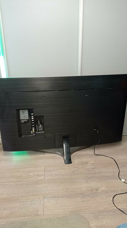 SAMSUNG UE55MU6402U - 55 CALI - 4K - SMART TV!