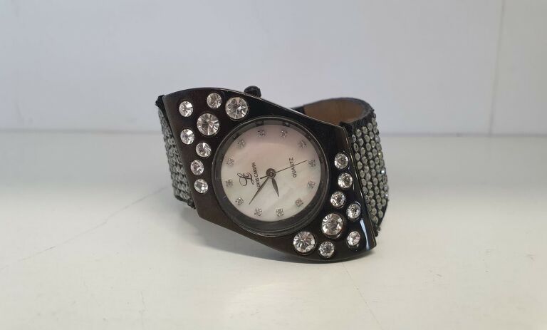 zegarek-louis-cardin-krupowki-75-zakopane