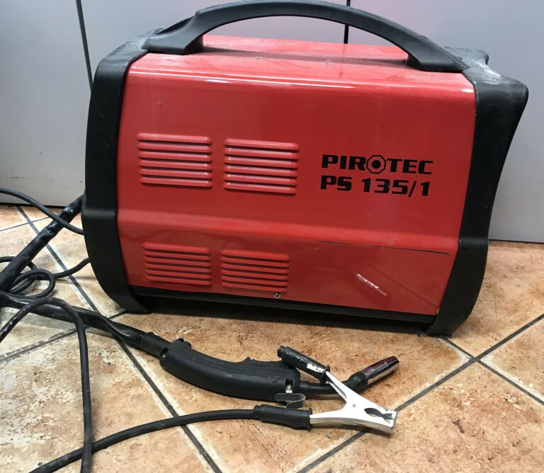 PIROTEC PÓŁAUTOMAT SPAWALNICZY PS 135/1