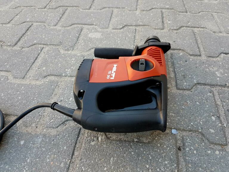 MŁOTOWIERTARKA HILTI TE 30 IDEALNA!