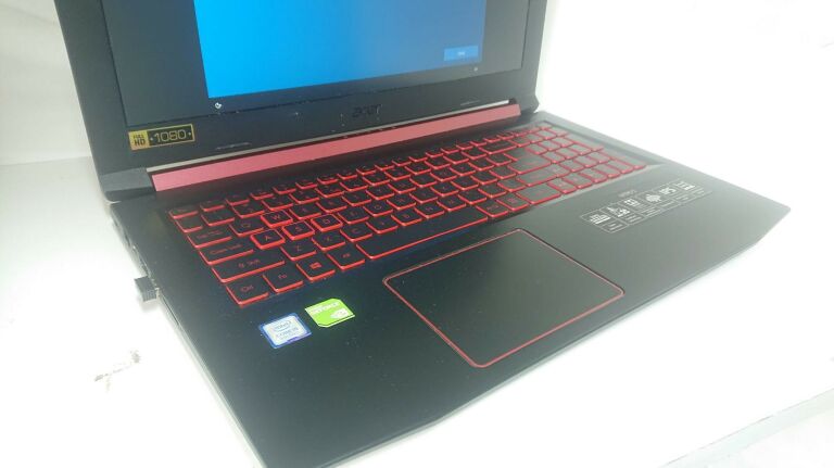 laptop-acer-nitro-an515-34-n17c4-wada-stan-uszkodzony