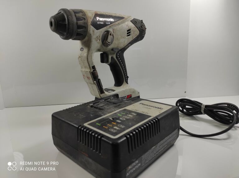 MŁOTOWIERTARKA PANASONIC EY7840 + ŁADOWARKA