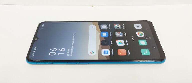 telefon-oppo-a91-kolor-niebieski