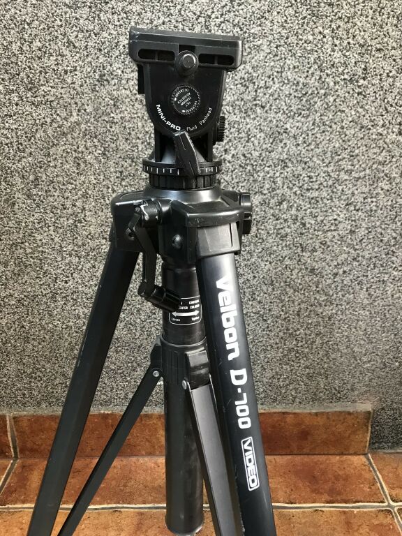 STATYW VELBON D-700 + PH-368