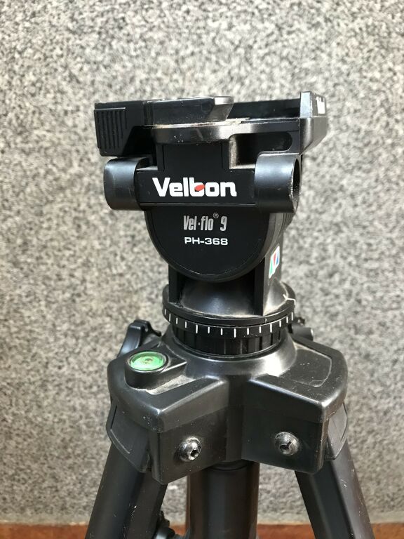 STATYW VELBON D-700 + PH-368