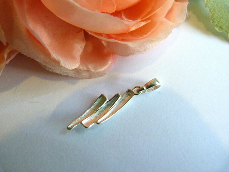 piekna-srebrna-zawieszka-135g-925-material-15835-4