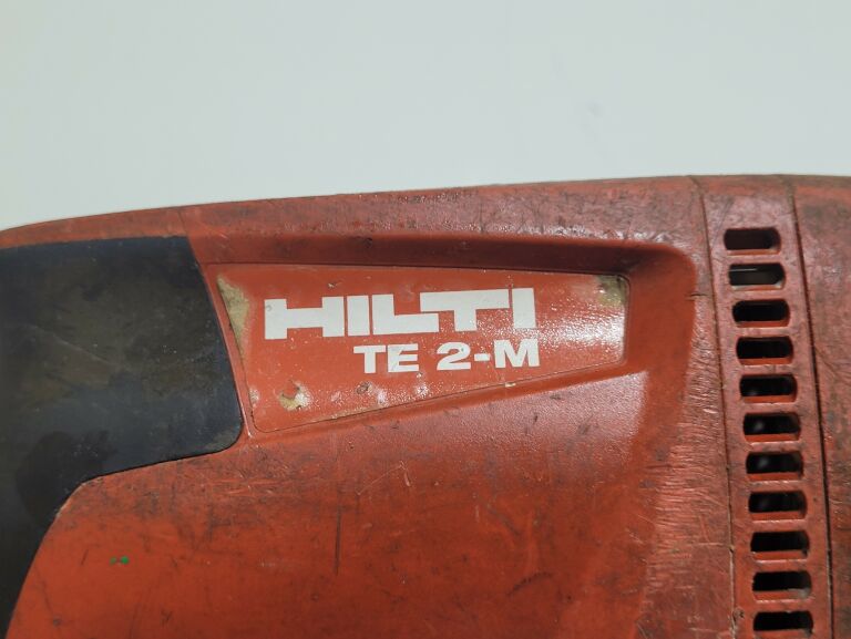 HILTI TE-2M MLOTOWIERTARKA UDAROWA 650W 1.8J