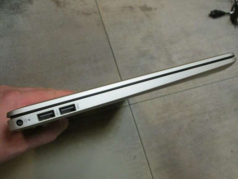 LAPTOP HP 15S-FQ2011NW I3/8GB GWAR Z 01.2021