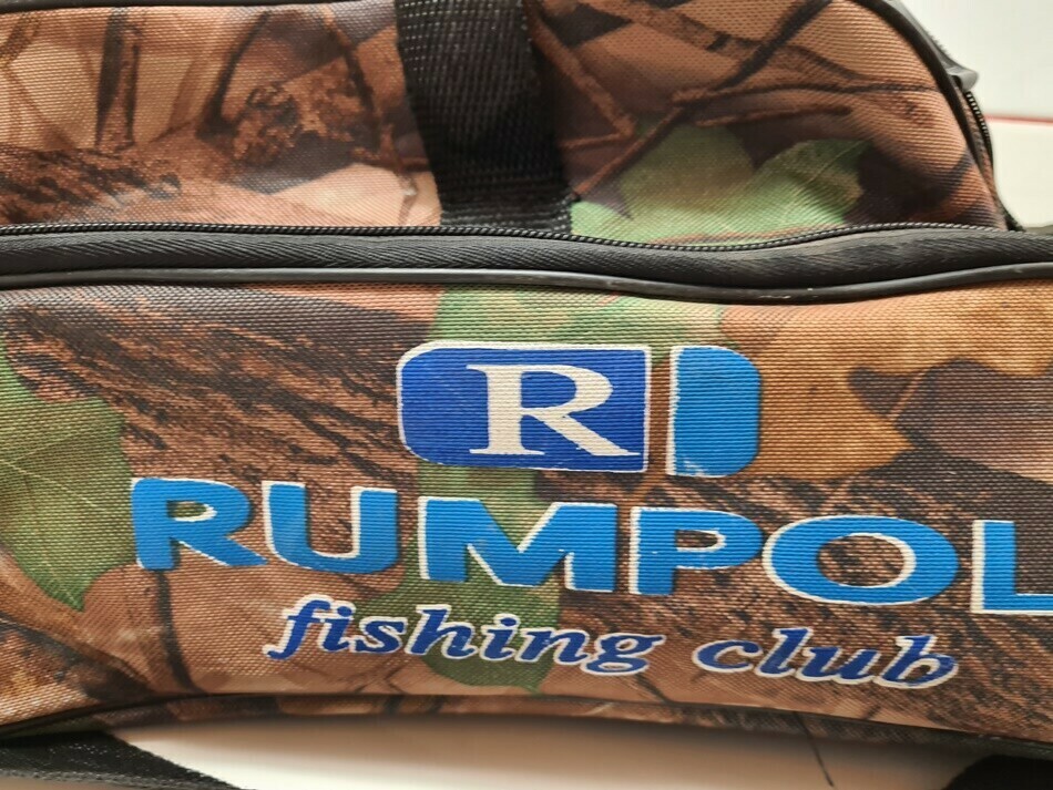 pokrowiec-na-wedki-rumpol-stan-uzywany