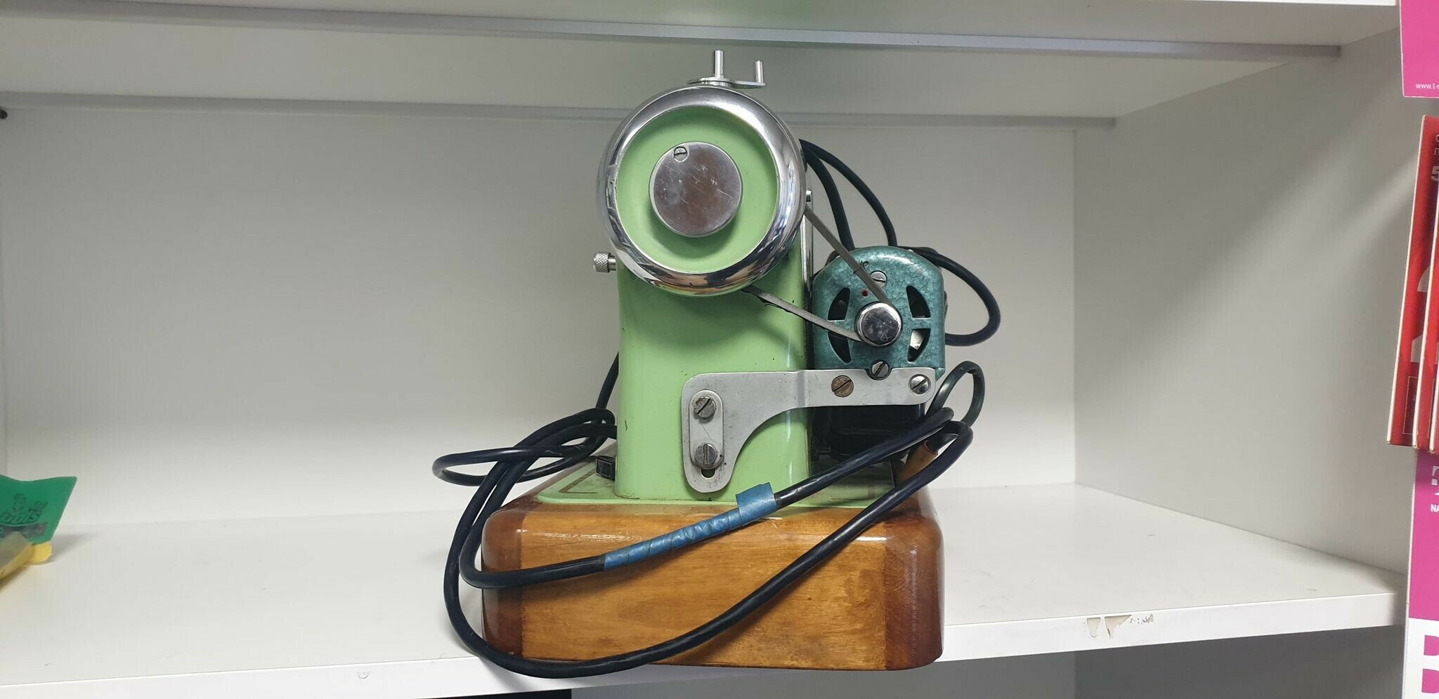 maszyna-do-szycia-wifama-retro-1960-opis-stan-nie-wymaga-renowacji