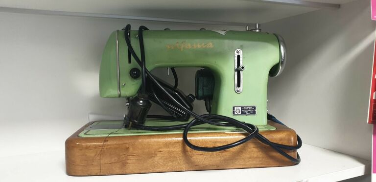 maszyna-do-szycia-wifama-retro-1960-opis-prusa-25-mikolow