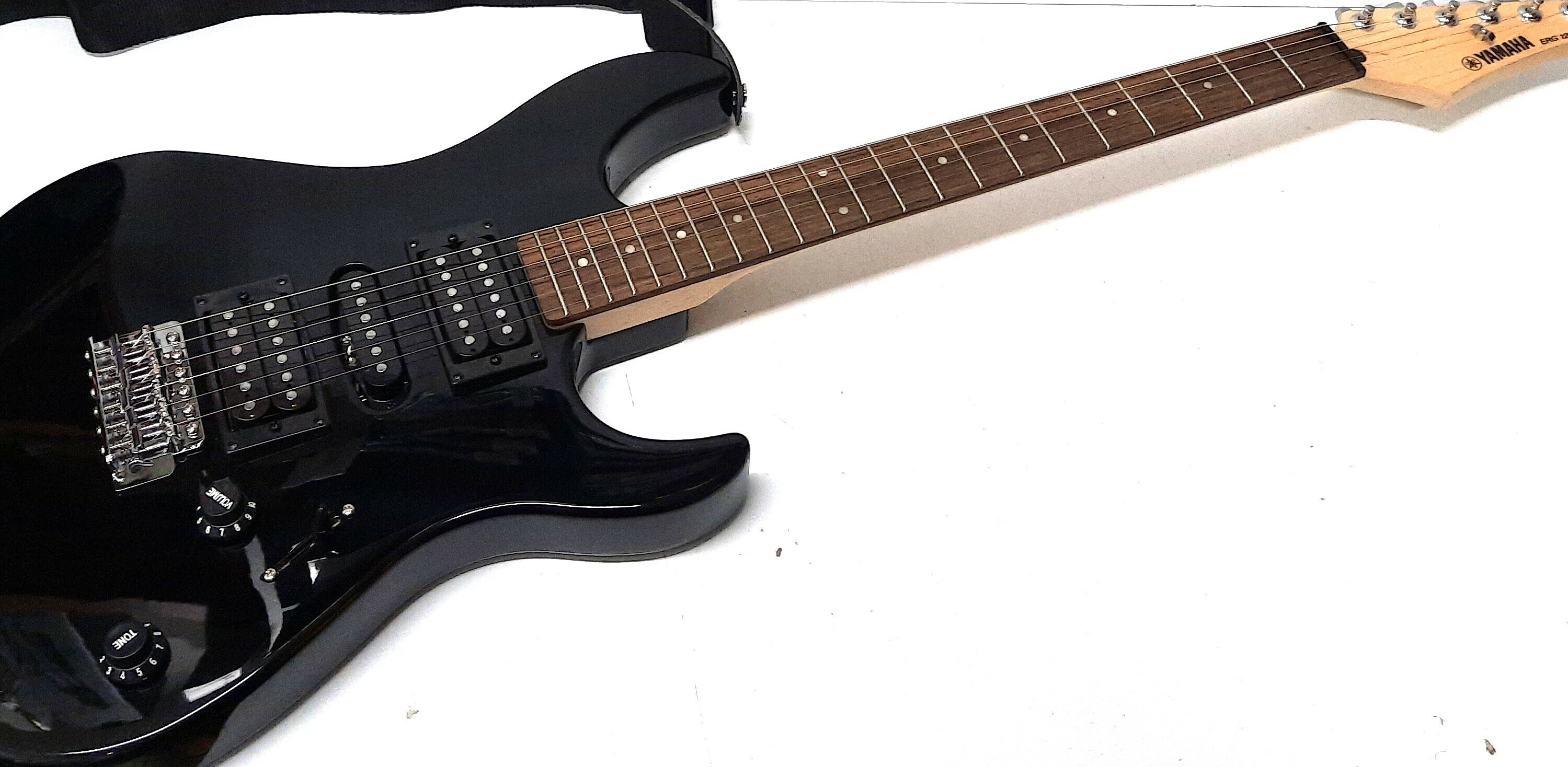 gitara-elektryczna-yamaha-erg-121c-marka-yamaha