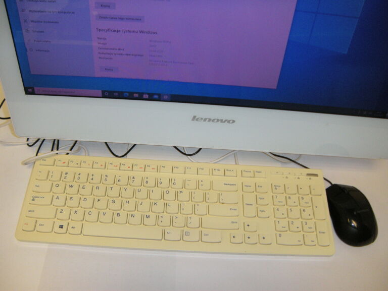 LENOVO S40-40 AIO 21,5 INTEL/4GB/400GB