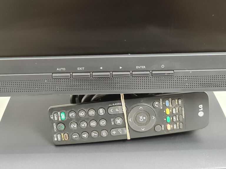 MONITOR KOMPUTEROWY