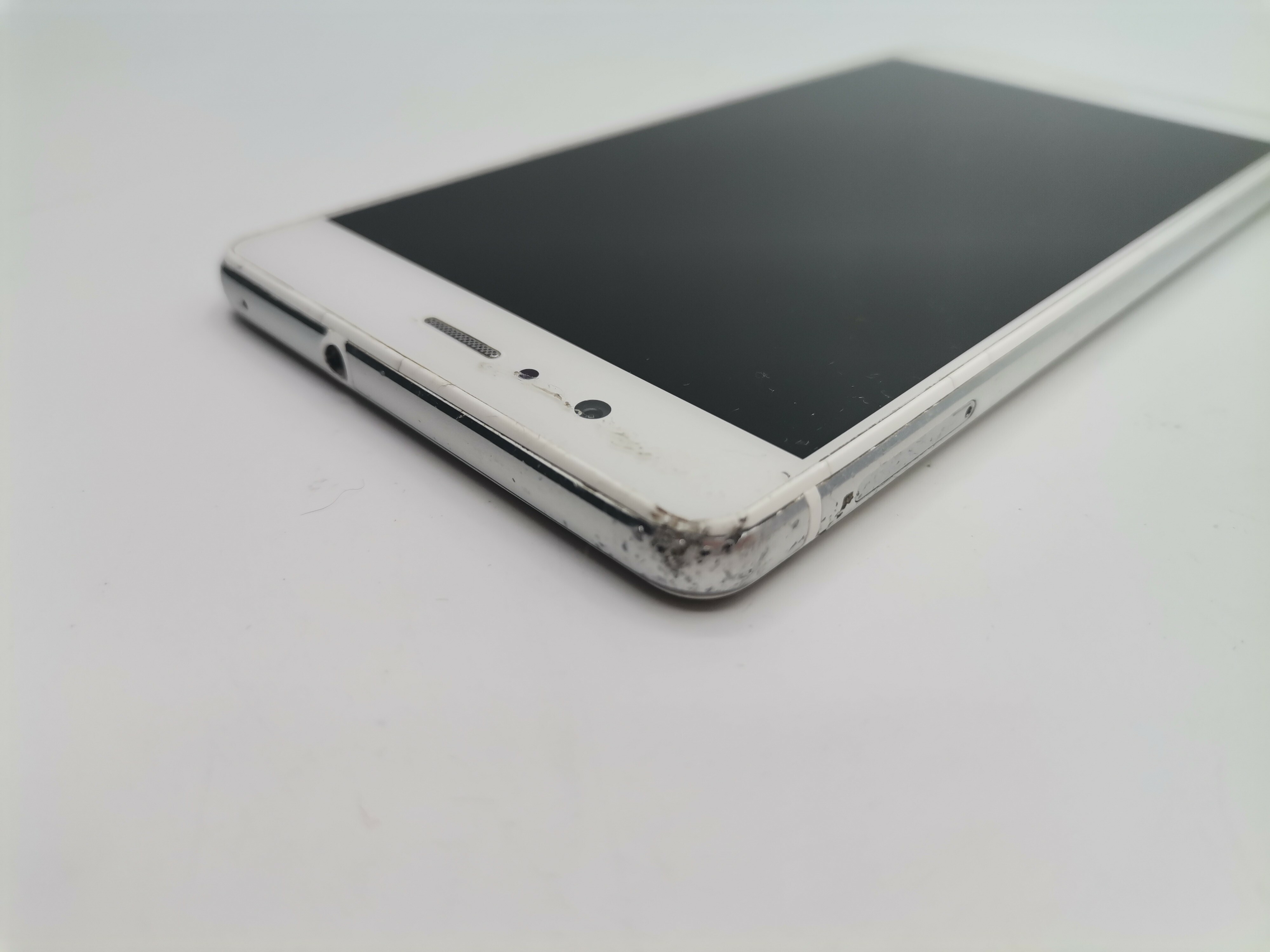 telefon-huawei-p9-lite-at-okazja-at-kod-producenta-bialy