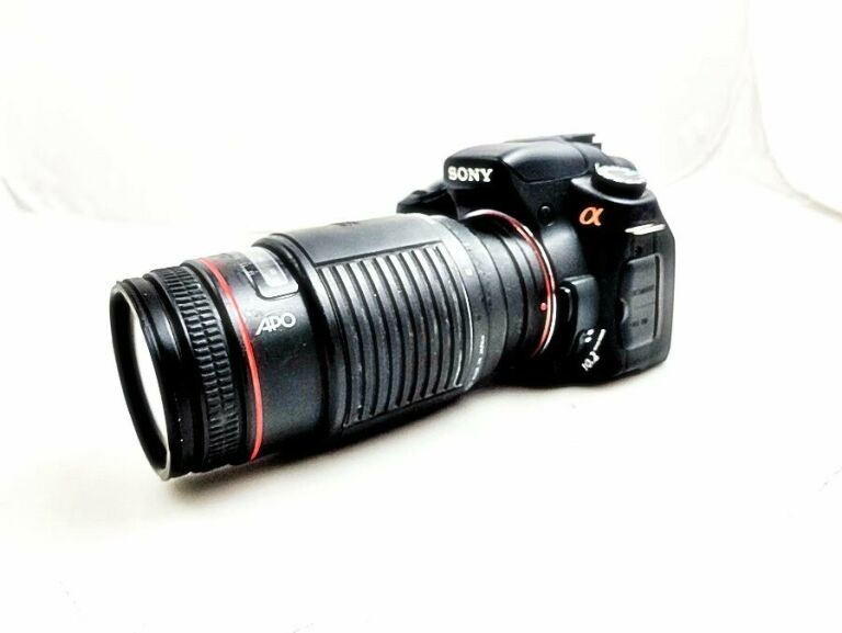 LUSTRZANKA SONY ALPHA DSLR-A300