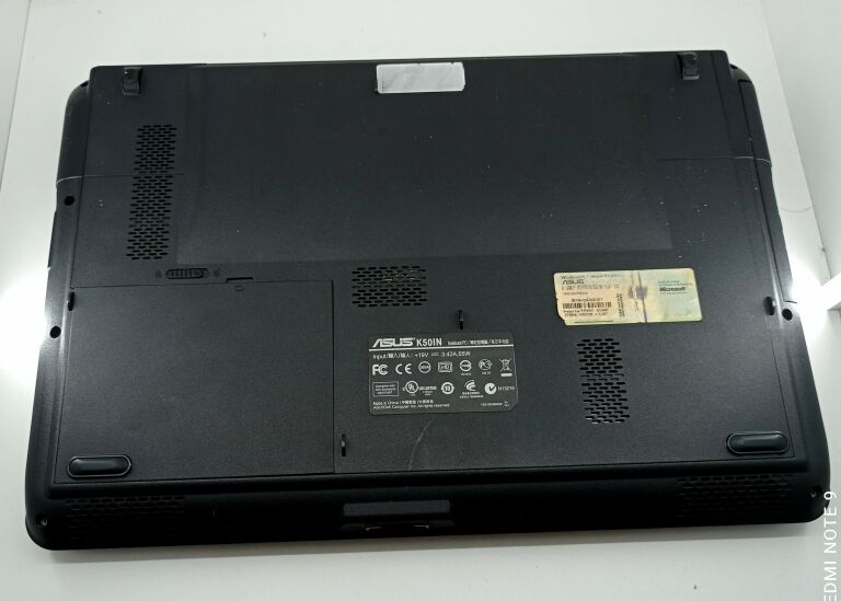 LAPTOP ASUS K50IN 4GB 320GB WIN7 GŁOŚNIKI