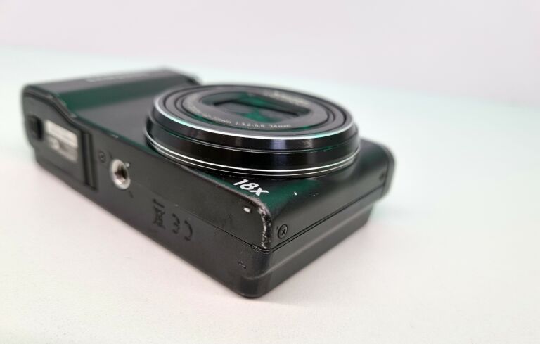 APARAT SAMSUNG WB700 14,1 MPX