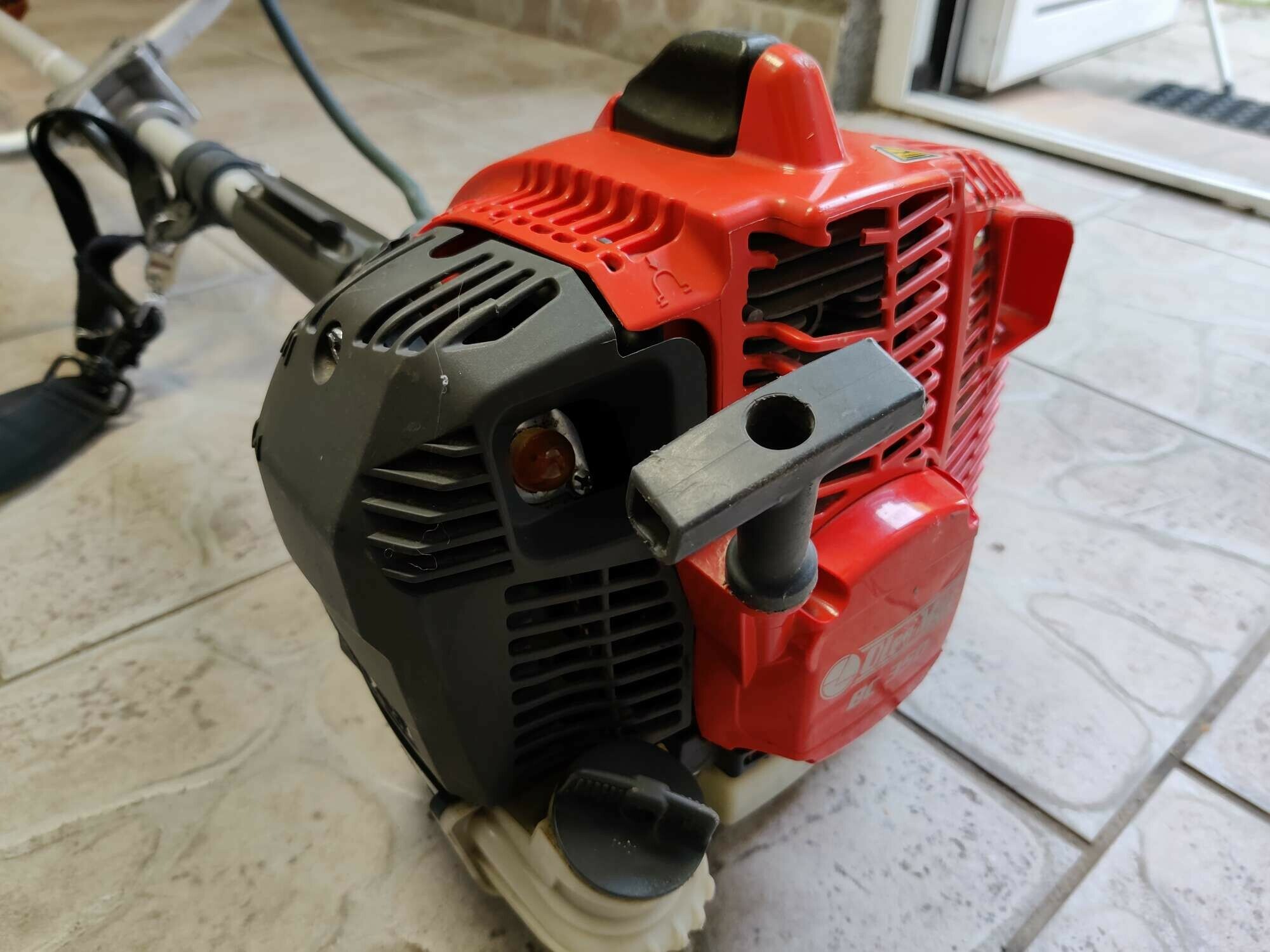 kosa-spalinowa-oleo-mac-bc-350t-waga-narzedzia-76