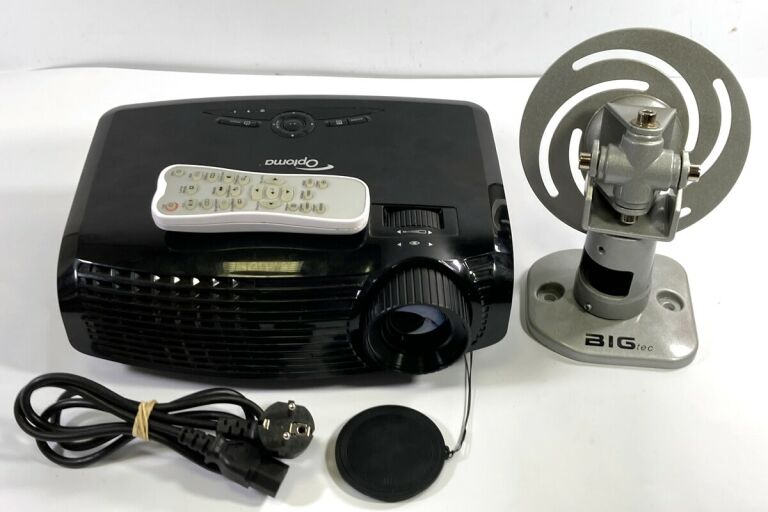 PROJEKTOR OPTOMA HD200X DLP FULL HD PRZEBIEG 200H