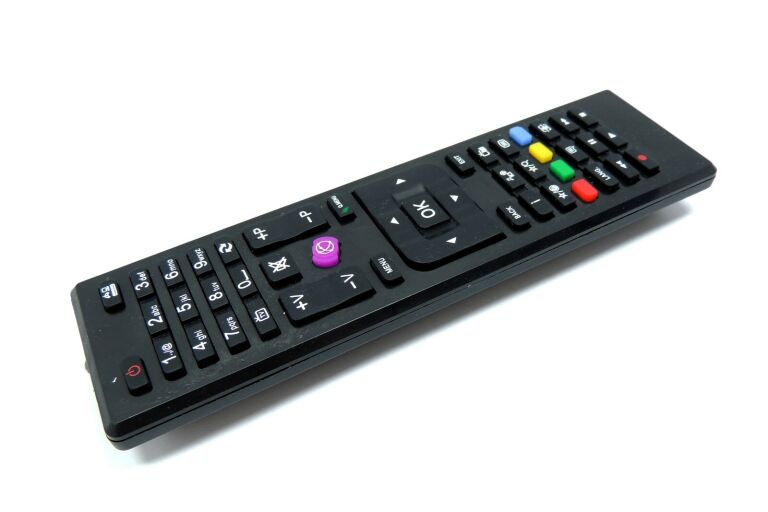 hyundai-fl40211-smart-full-hd-2xhdmi-usb-dvb-t-rozdzielczosc-ekranu-px-1920-x-1080