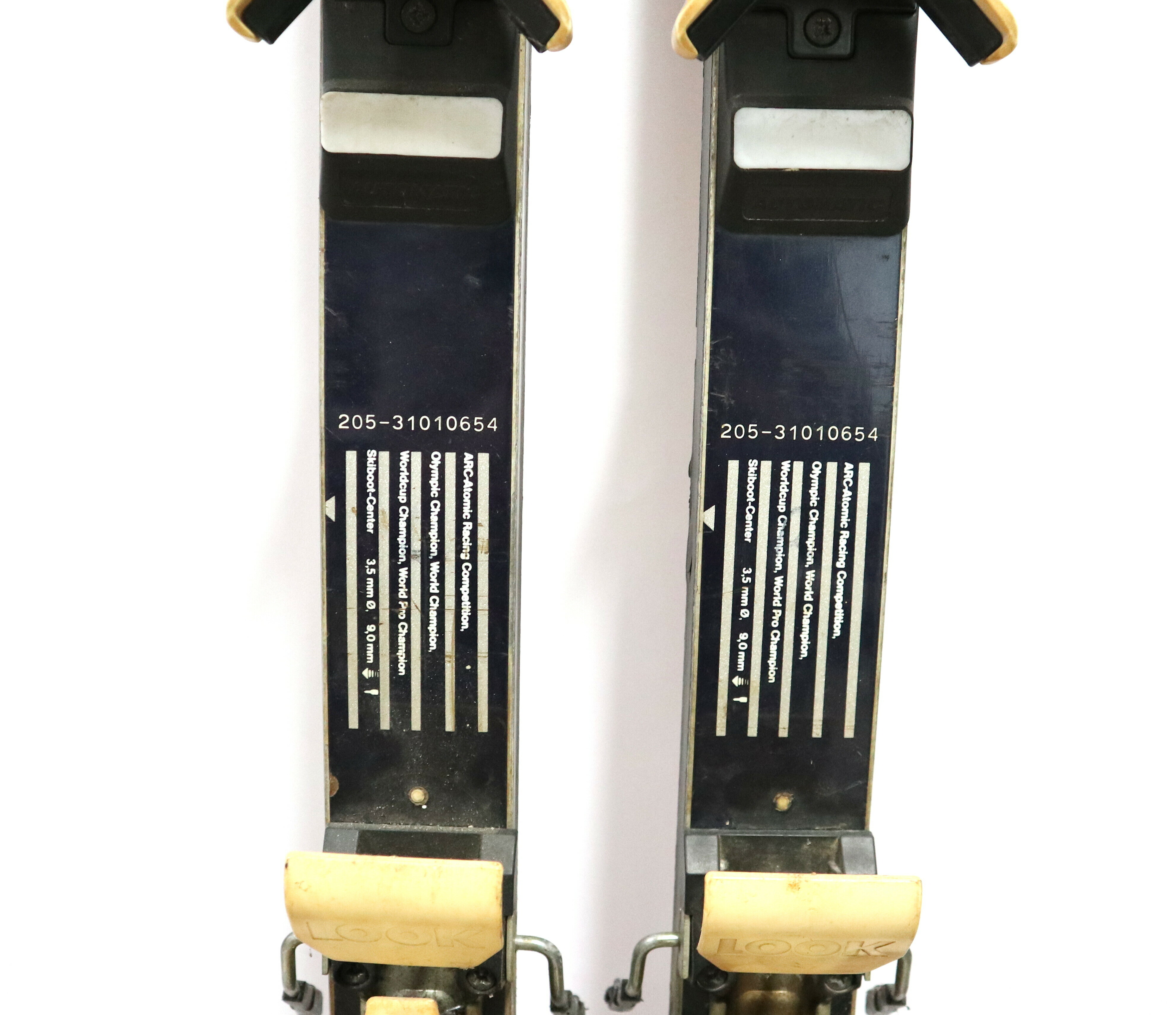 narty-atomic-arc-racing-series-205-marka-atomic