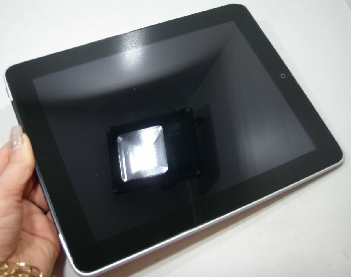 tablet-apple-ipad-1-gen-3g-a1337-32-gb-gwarancja-przekatna-ekranu-97