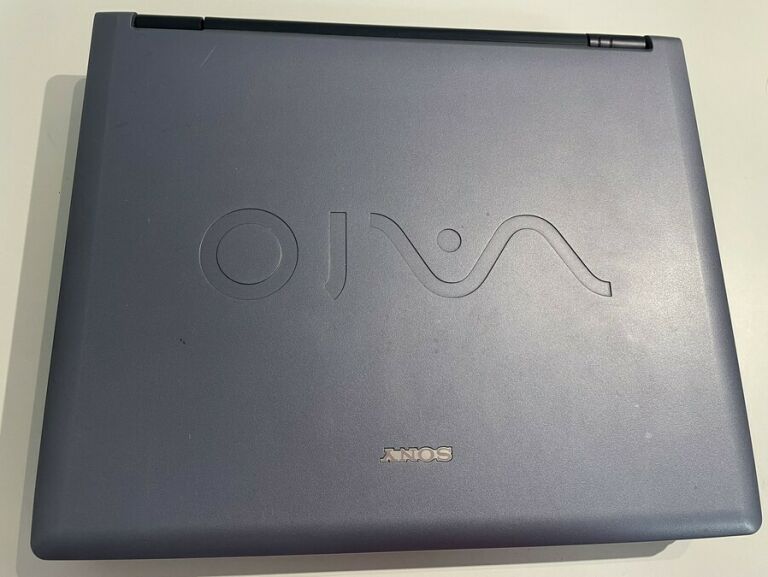 LAPTOP SONY VAIO PCG-FRV26 (DZIALA NA ŁADOWARCE)