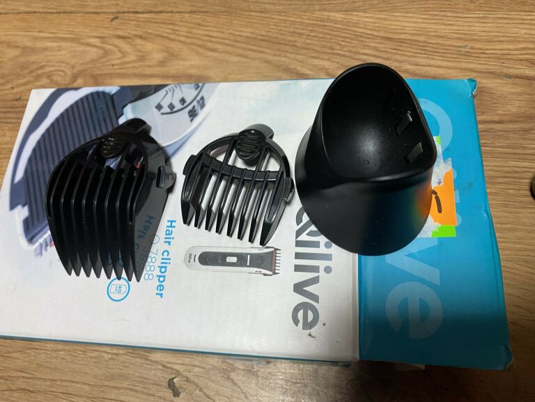 maszynka-do-strzyzenia-qilive-q-7888-kolor-dominujacy-wielokolorowy