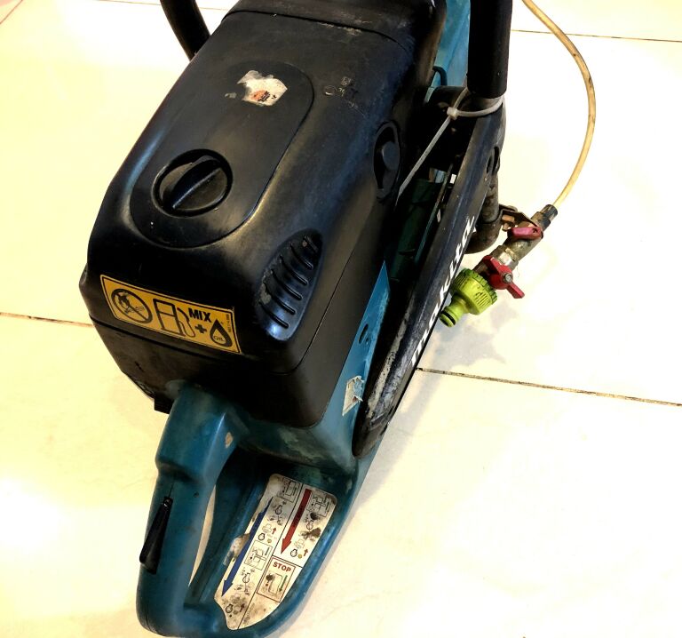 PRZECINARKA MAKITA EK8100