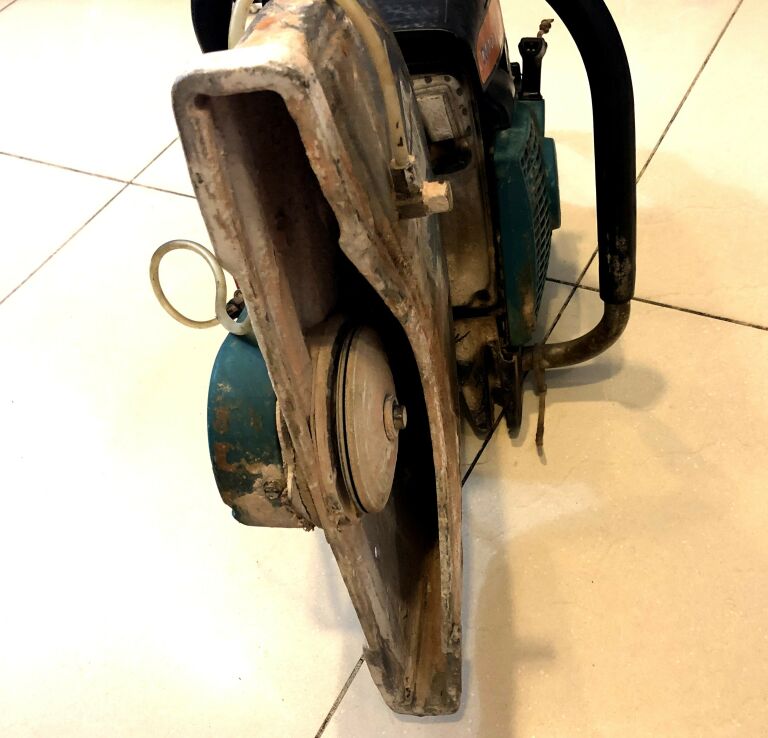 PRZECINARKA MAKITA EK8100