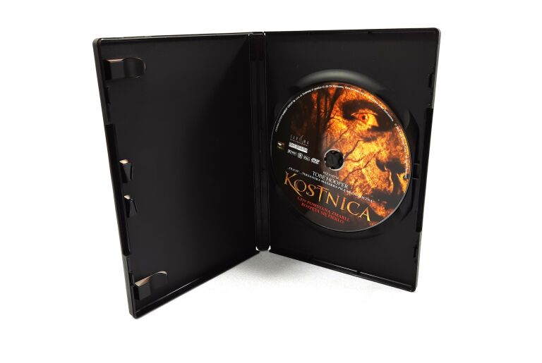 FILM NA DVD - KOSTNICA - TOBE HOOPER - HORROR