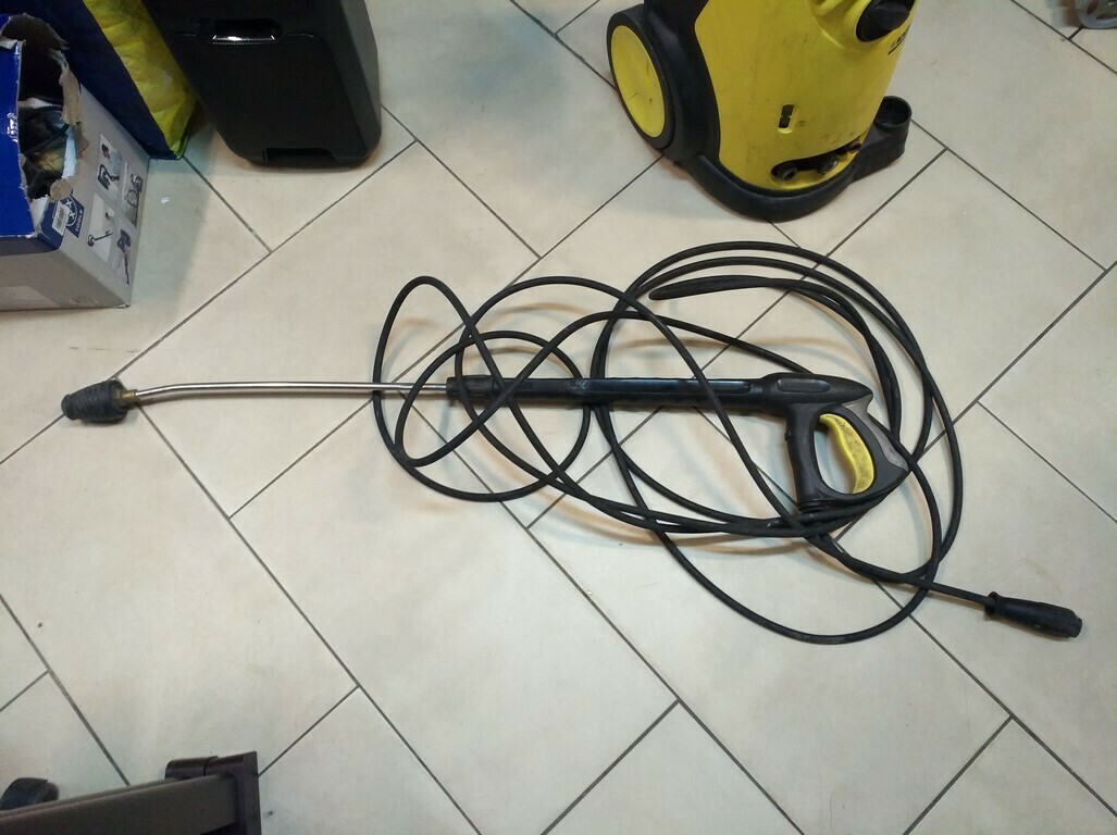 myjka-cisnieniowa-karcher-hd515c-maksymalna-moc-2800