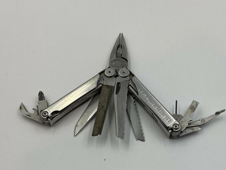 MULTITOOL LEATHERMAN WAVE