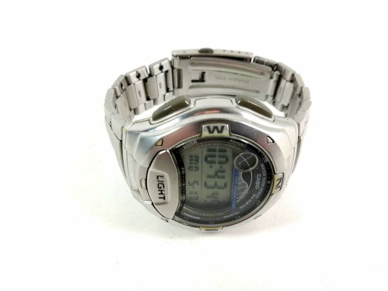 ZEGAREK CASIO W-753