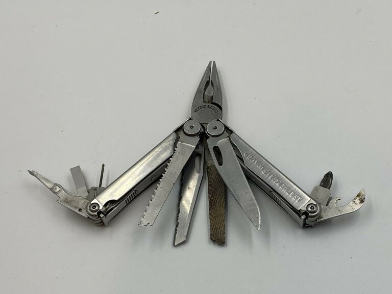 MULTITOOL LEATHERMAN WAVE