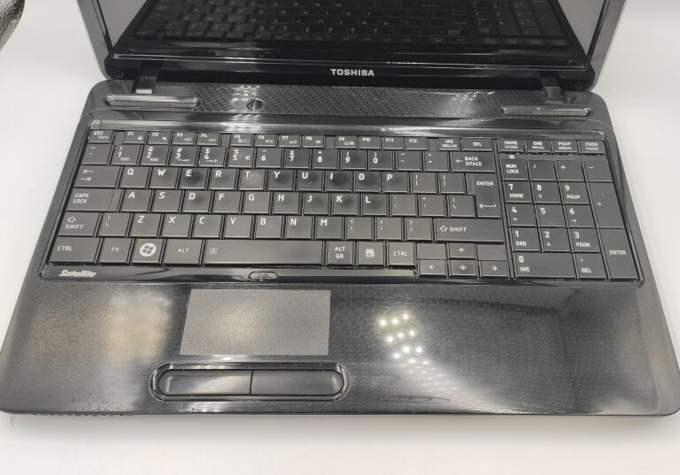 LAPTOP TOSHIBA SATELLITE L650 3GB/111GB POLECAM!