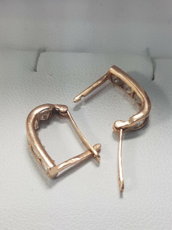 zlote-kolczyki-kamien-bez-kamienia