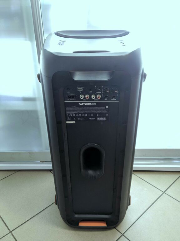 GŁOŚNIK JBL PARTYBOX 300 #OPIS#
