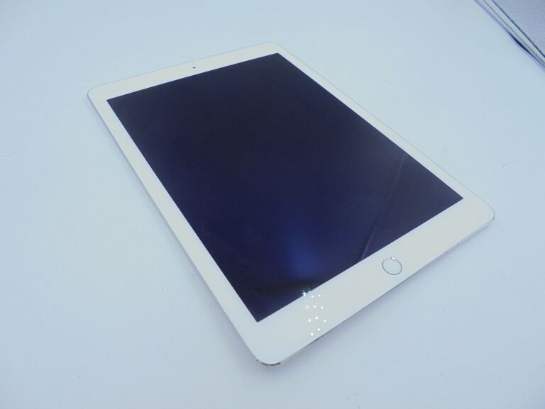 APPLE IPAD AIR 2 A1566 32/2GB