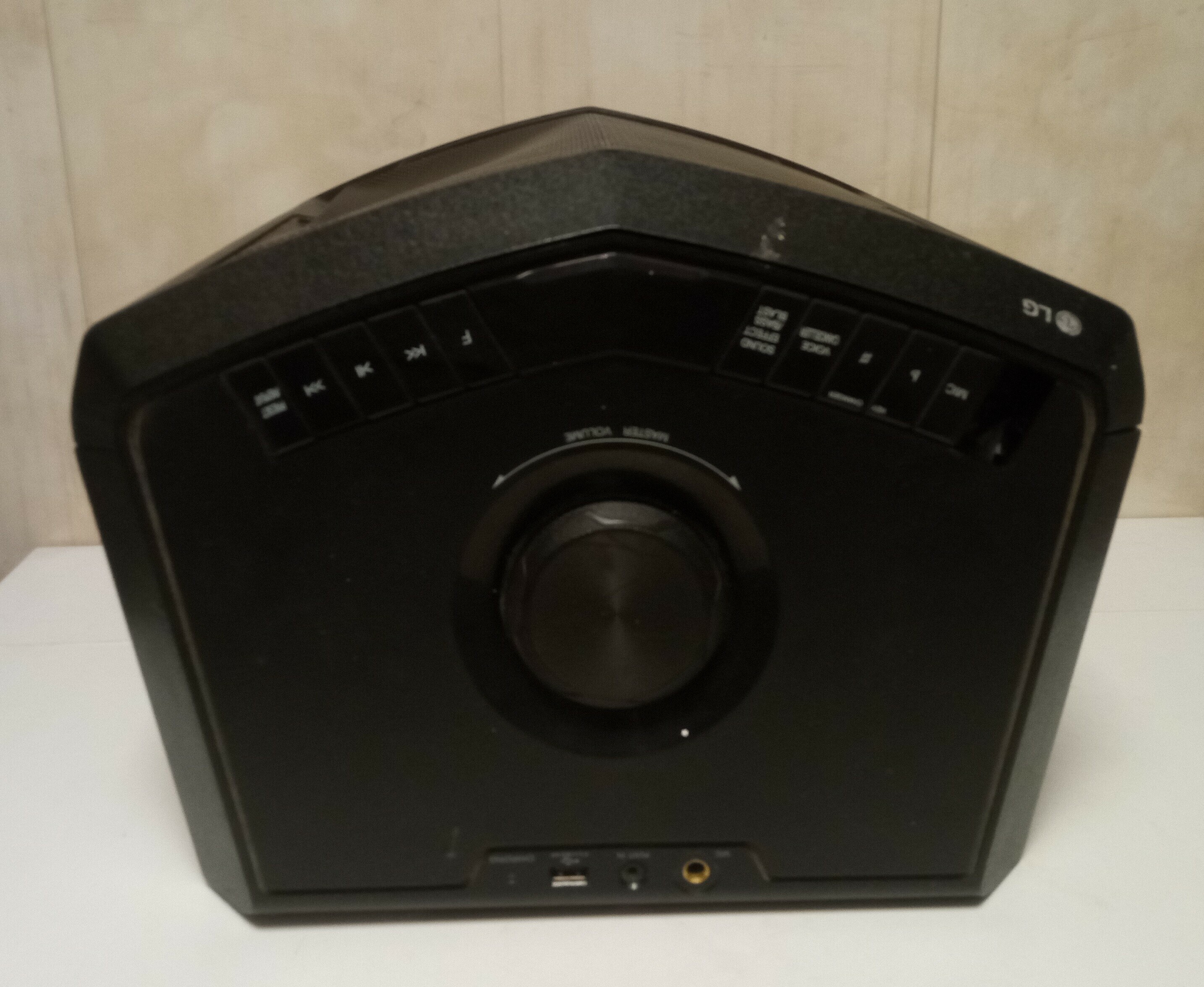 glosnik-bluetooth-lg-fh2-model-fh2