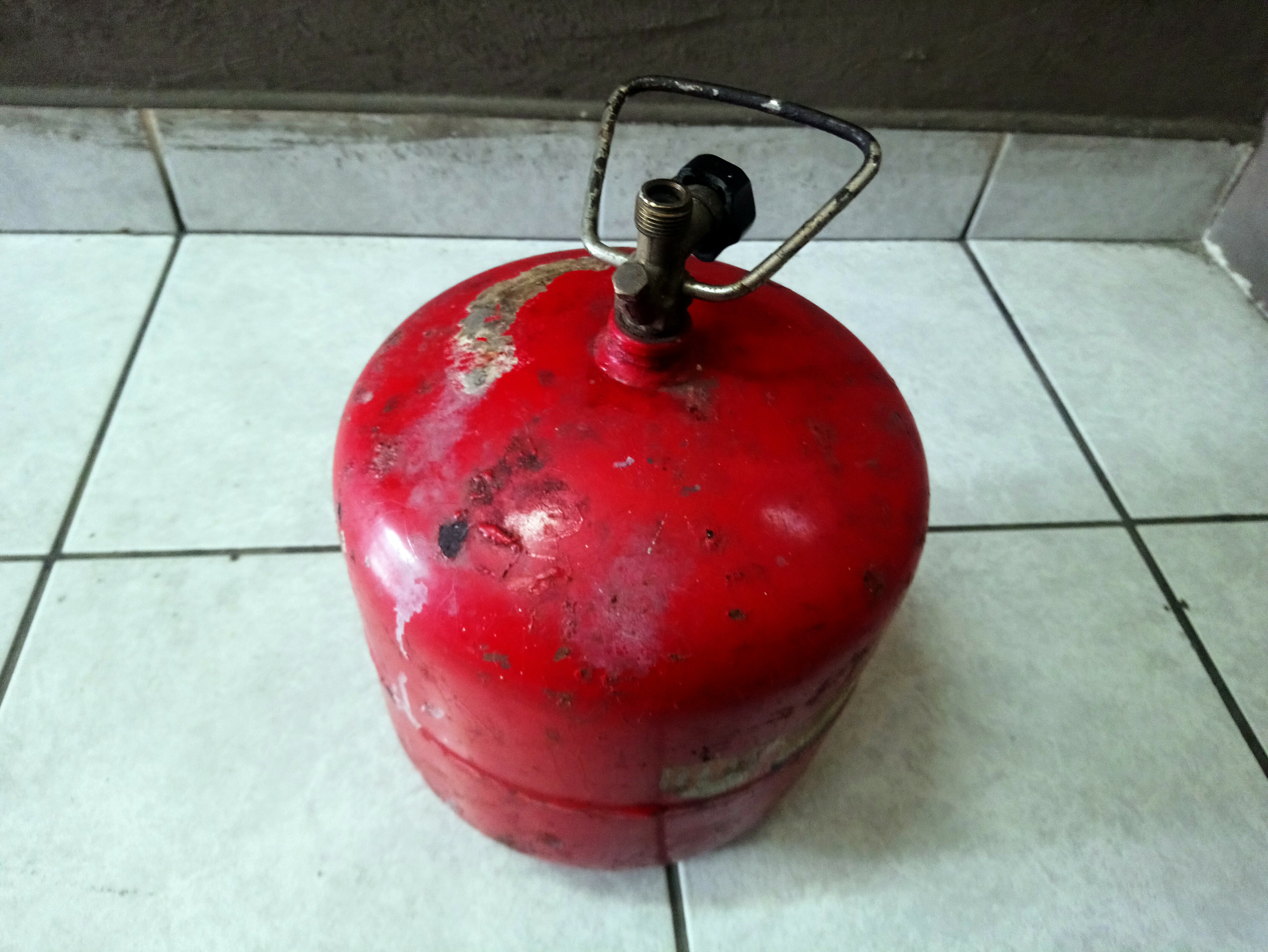 butla-gazowa-turystyczna-3-kg-stan-uzywany