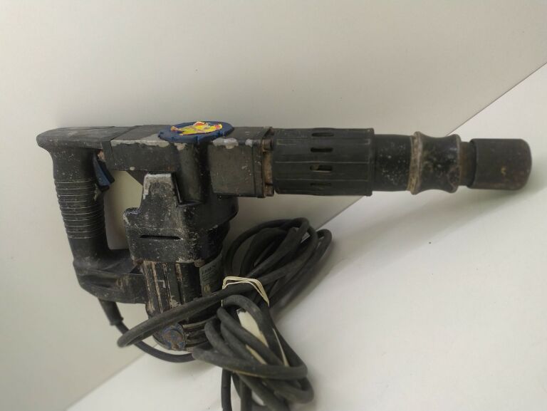 mlot-udarowy-ferm-dhm-900-marka-ferm