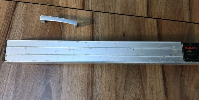 poziomica-bosch-dnm-120l-marka-bosch